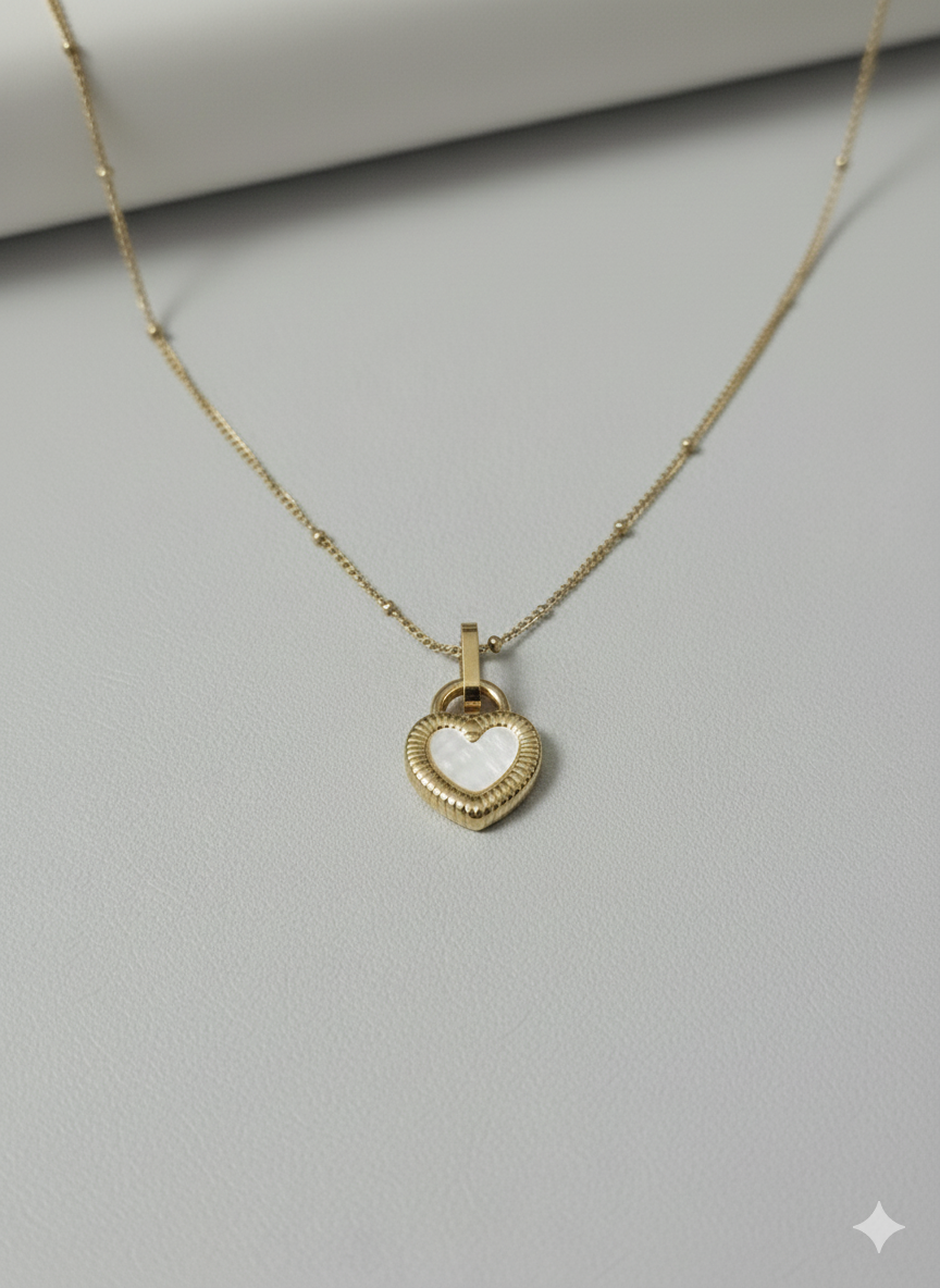 The "Duality Heart" Reversible Necklace – Black Onyx & White Pearl Effect, 18K Gold Plated Stainless Steel