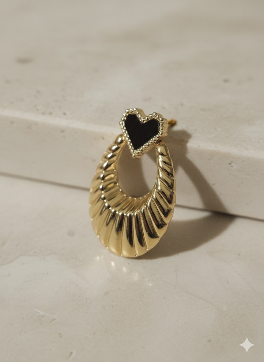 Vintage-Style Gold Stainless Steel Heart Earrings - Textured Shell Design