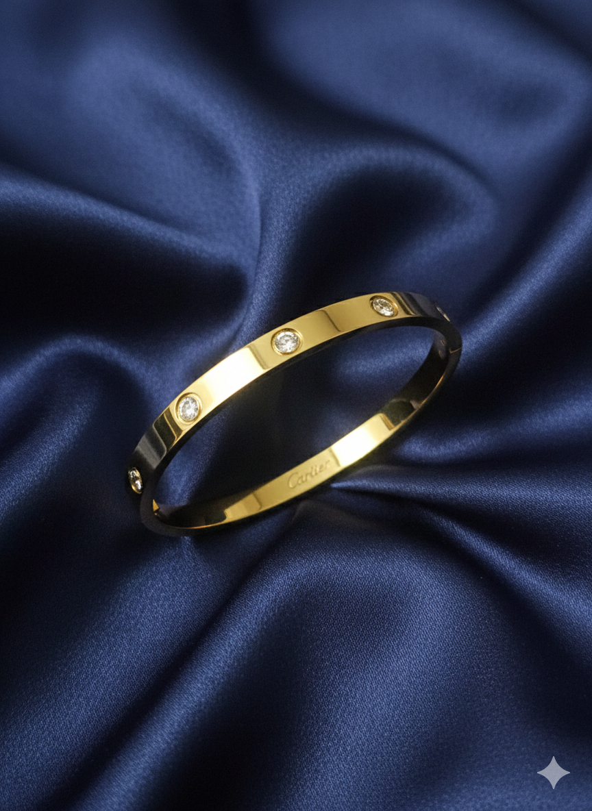 Iconic Crystal-Encrusted Bangle Bracelet – 18K Gold Plated Stainless Steel – Sleek Minimalist Love-Style Cuff – Luxury Statement Wristwear