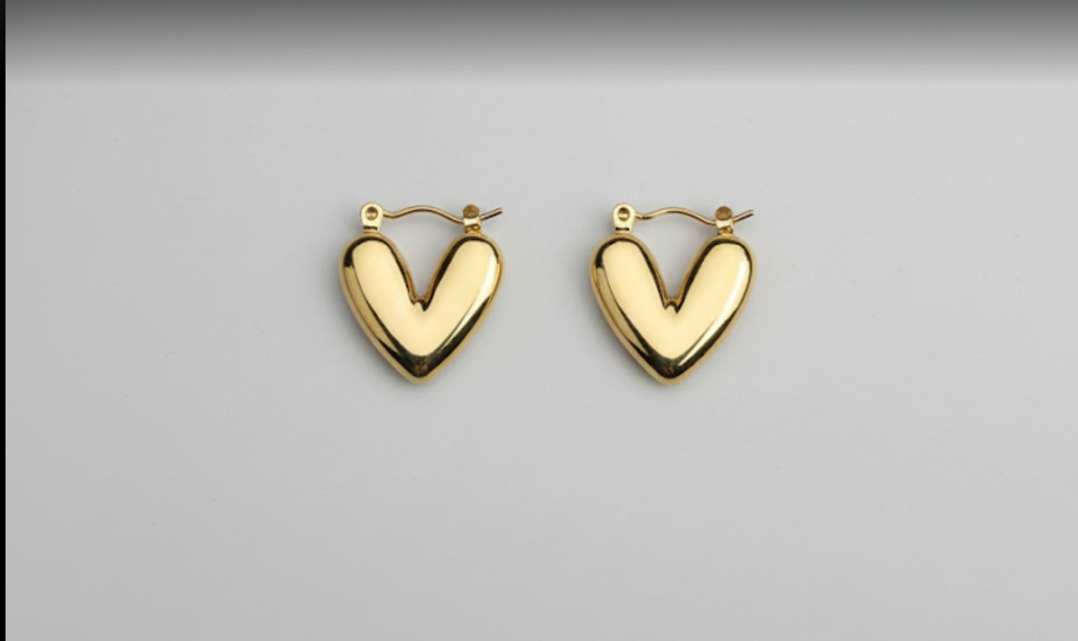 The "Amara" Sculptural Heart Hoop Earrings – 18K Gold Plated Stainless Steel