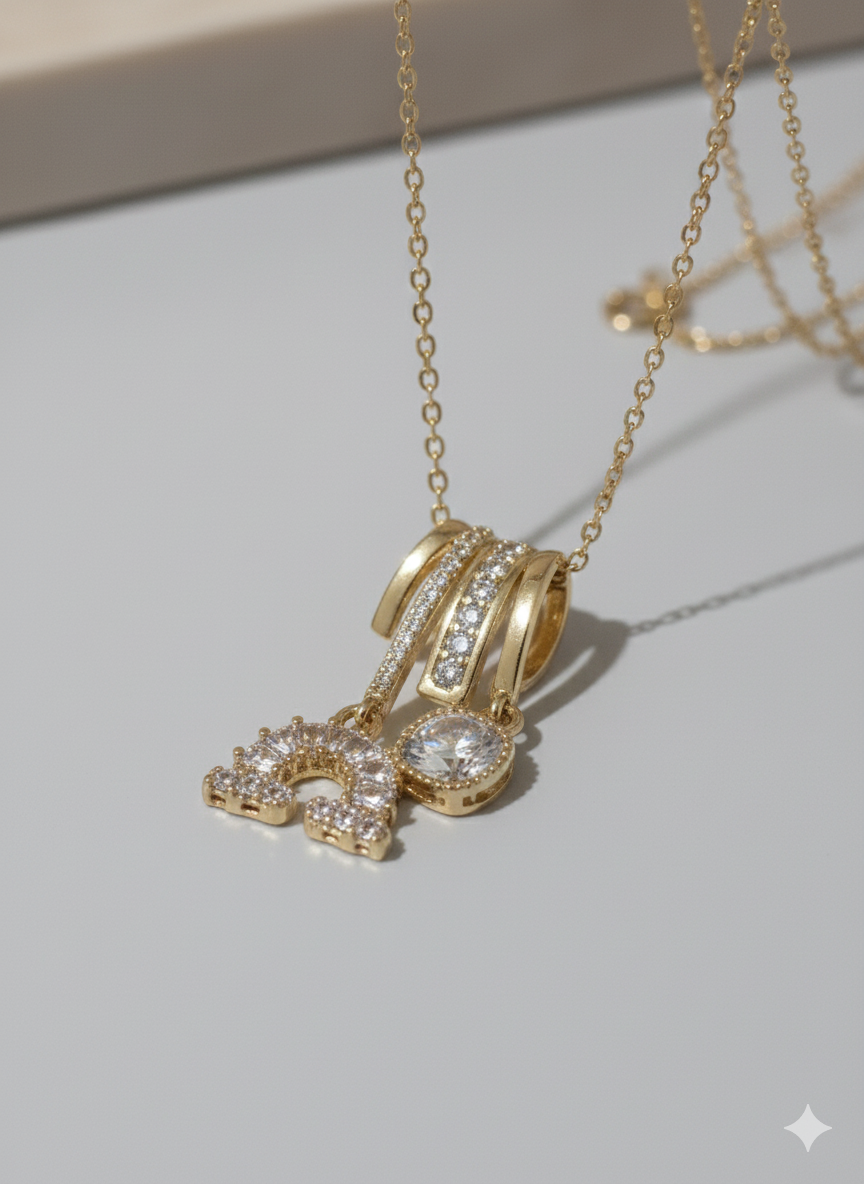 Luxury Stainless Steel Lucky Horseshoe Necklace - Sparkling Zirconia Accents